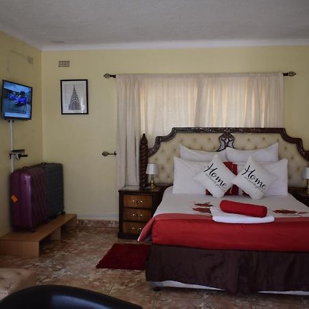 Northwood The Crown Inn Guest House מראה חיצוני תמונה