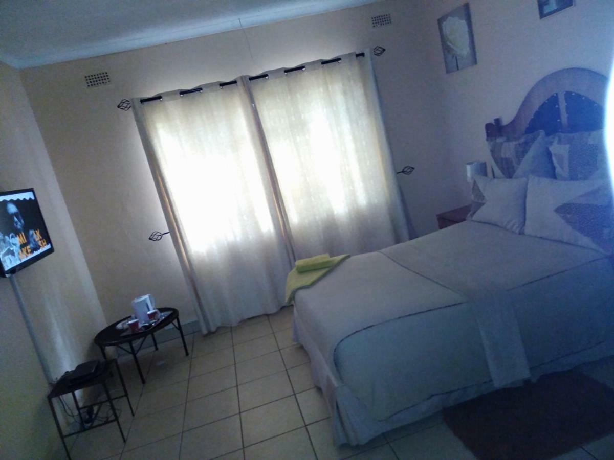 Northwood The Crown Inn Guest House מראה חיצוני תמונה